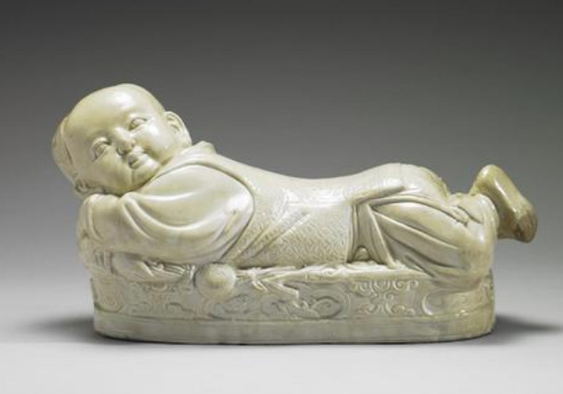 定窯孩兒枕:古代瓷枕真是做枕頭的(圖3) 定窯孩兒枕:古代瓷枕真是做枕頭的(圖3)